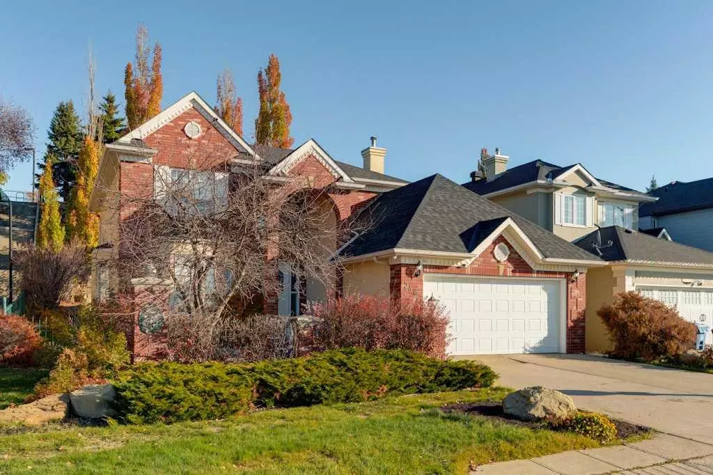 Calgary, AB T3H 3L6,348 Sienna Park DR Southwest