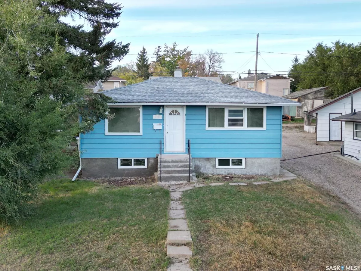 Moose Jaw, SK S6H 2B3,1160 Stadacona STREET W