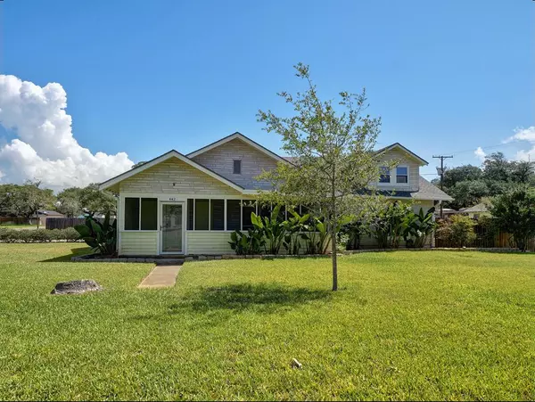 442 W Yoakum, Aransas Pass, TX 78336