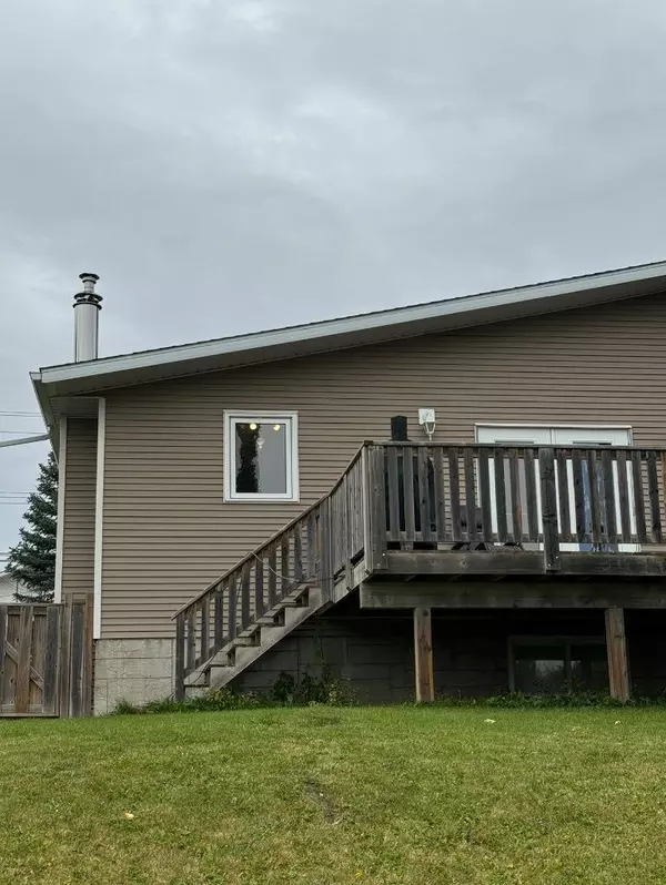 5117 52 Street, Rocky Mountain House, AB T4t1E3