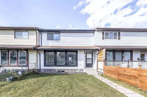 728 Aboyne WAY NE, Calgary, AB T2A 5Z4