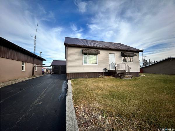 206 Wells AVENUE E, Langenburg, SK S0A 2A0