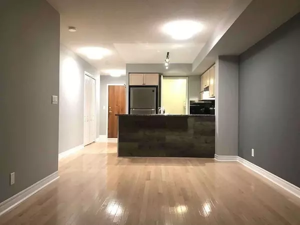 Mississauga, ON L5B 4M2,33 Elm DR #1310