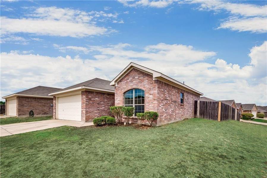 8513 Orleans Lane, Fort Worth, TX 76123