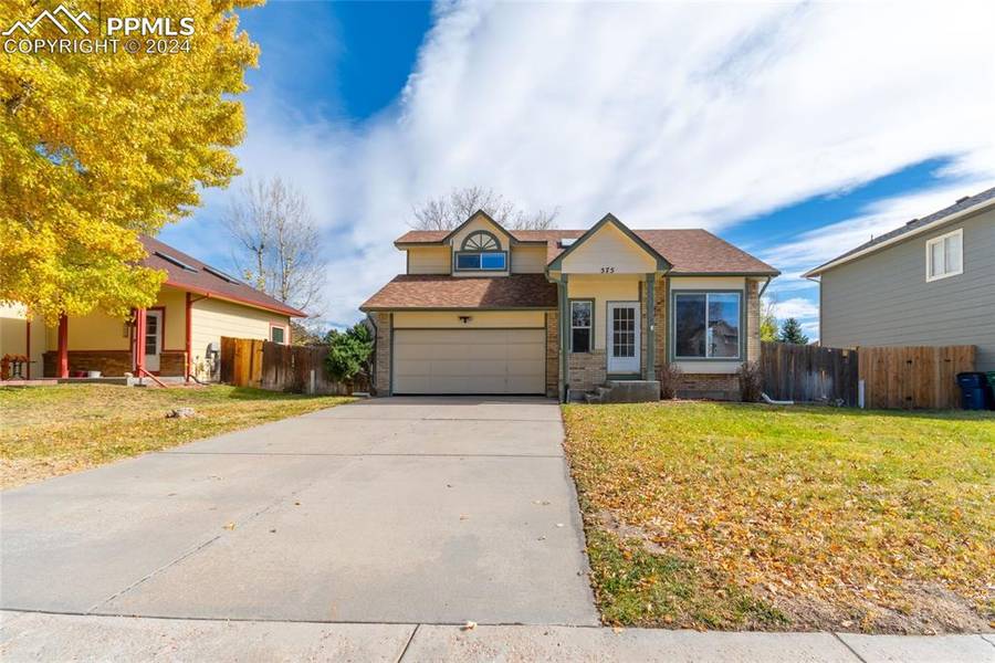 575 Lindstrom DR, Colorado Springs, CO 80911