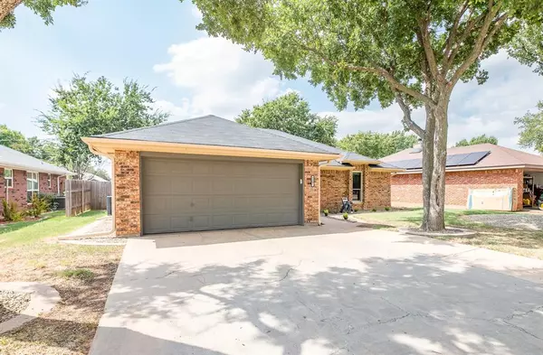 Wichita Falls, TX 76310,5307 Long Leaf Drive