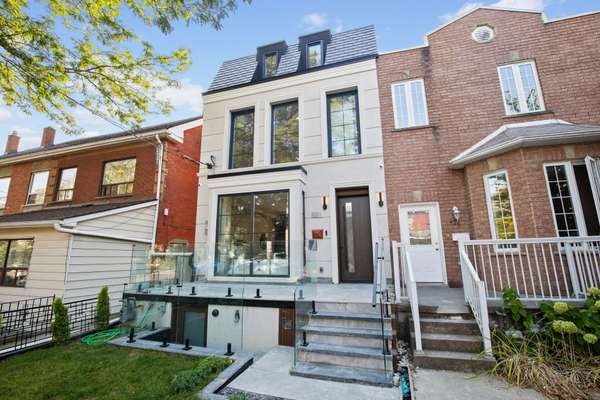 174 Lisgar ST, Toronto C01, ON M6J 3G3