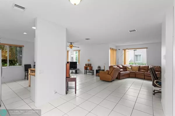 Weston, FL 33327,1381 Sago Ln