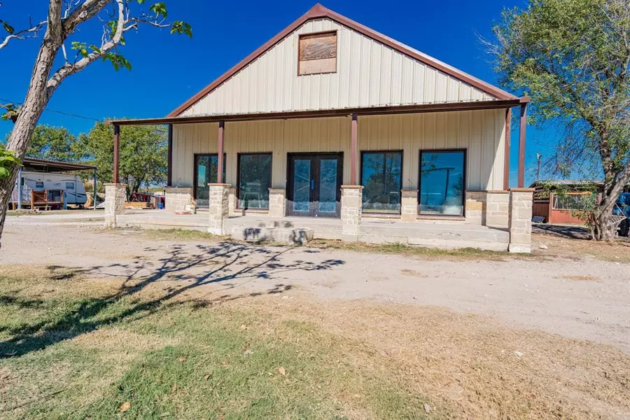 6249 NW County Road 1147, Barry, TX 75102