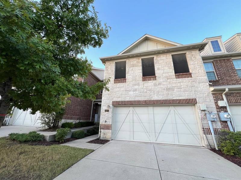 417 Busher Drive, Lewisville, TX 75067