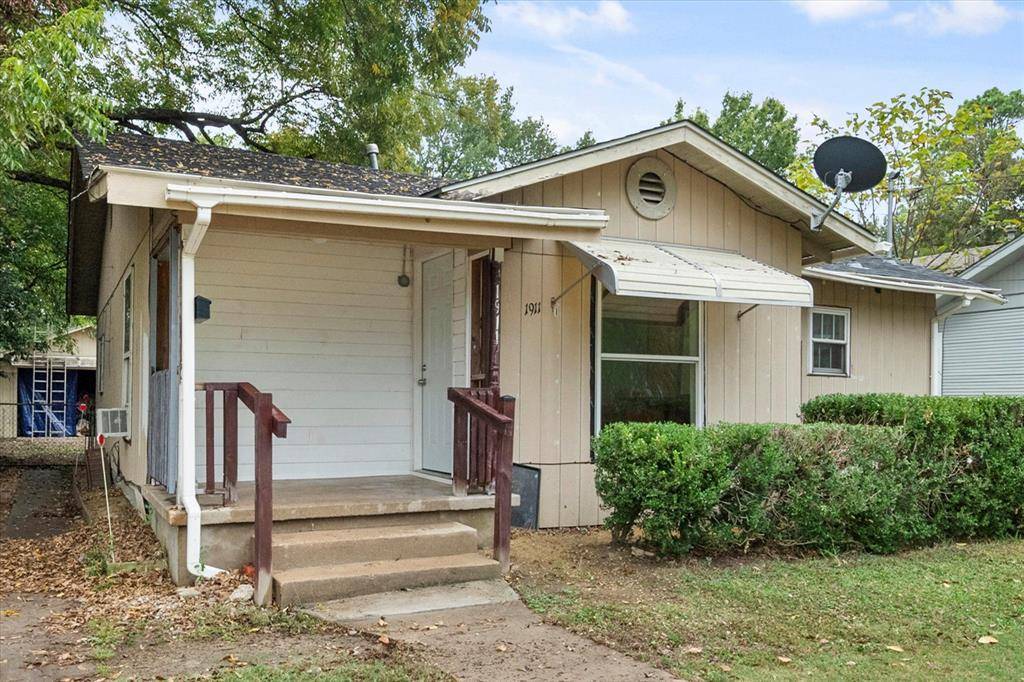 Corsicana, TX 75110,1911 W Collin Street