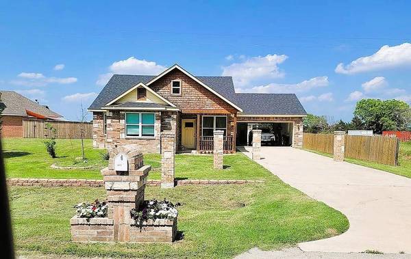 2412 Colquitt Road, Terrell, TX 75160