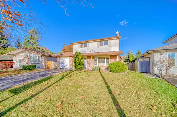 Oshawa, ON L1G 4M9,18 Brant CT