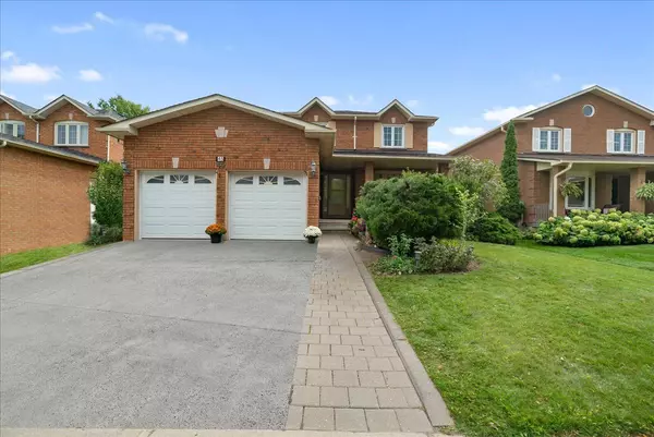 45 Lofthouse DR, Whitby, ON L1R 1W5