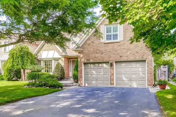 Oakville, ON L6M 2H1,1301 Mapleridge CRES