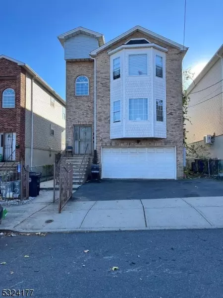 24 Hunter St, Newark City, NJ 07114