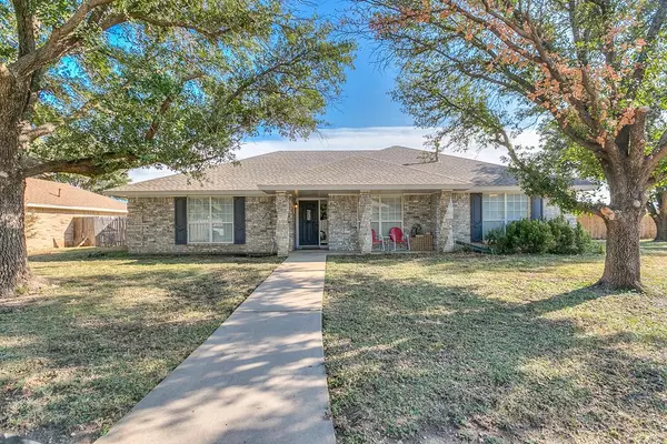 2631 Selman Dr, San Angelo, TX 76905