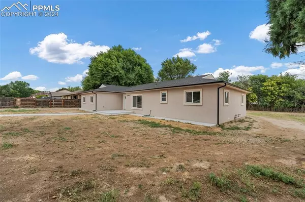 Pueblo, CO 81006,24927 Birdsong DR