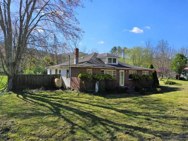 Bastian, VA 24314,4866 N Scenic Hwy