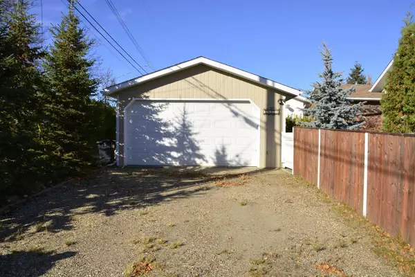 Peace River, AB T8S1P1,10422 90 ST