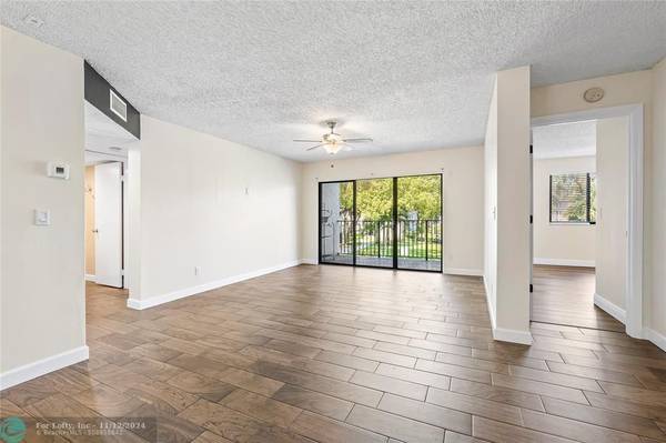 Coral Springs, FL 33071,9088 W Atlantic Blvd  #527