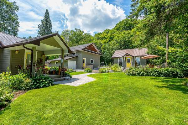 Minden Hills, ON K0M 2K0,1169 Crooked House RD