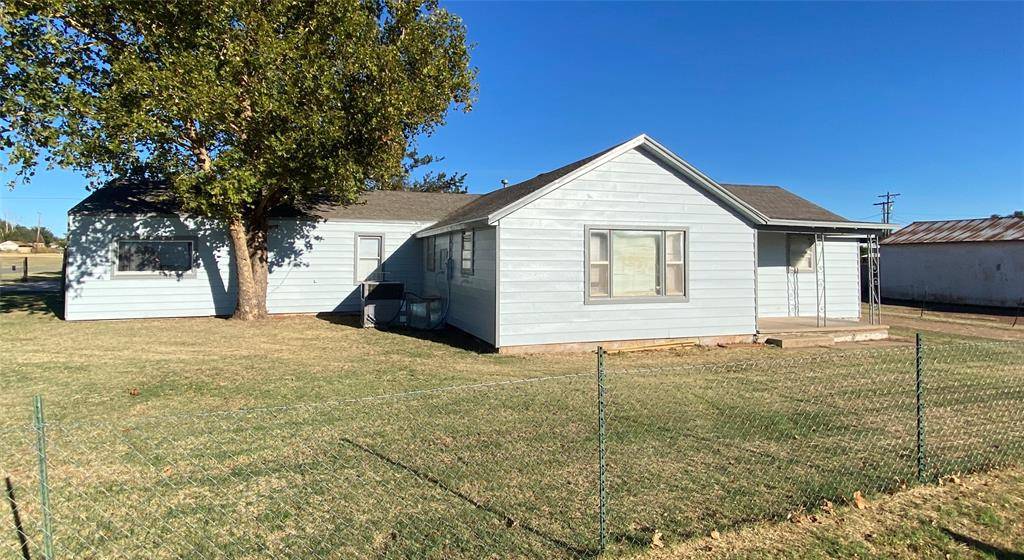 618 N Van Buren Avenue, Elk City, OK 73644