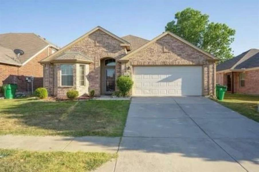 8616 Chisholm Trail, Cross Roads, TX 76227