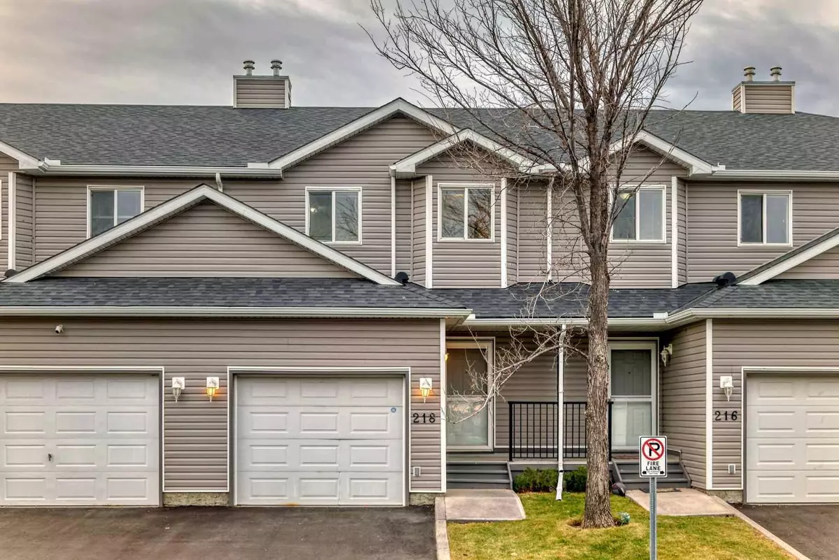 Calgary, AB T3J 4T3,218 Taracove PL NE