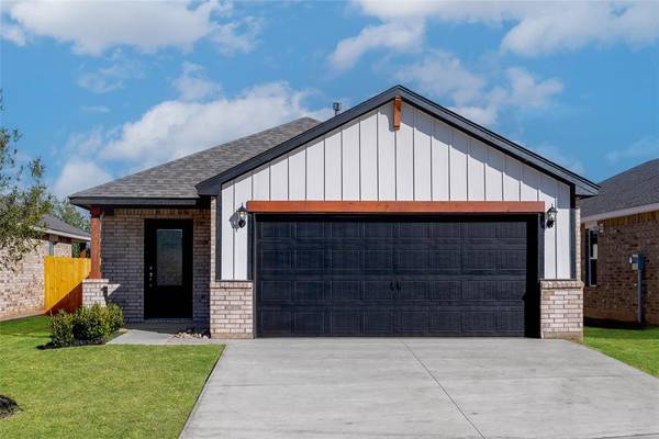 9332 NW 126th Street, Yukon, OK 73099