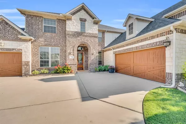 144 Diablo Drive, Burleson, TX 76028