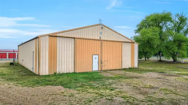 Savoy, TX 75479,255 CR 1250