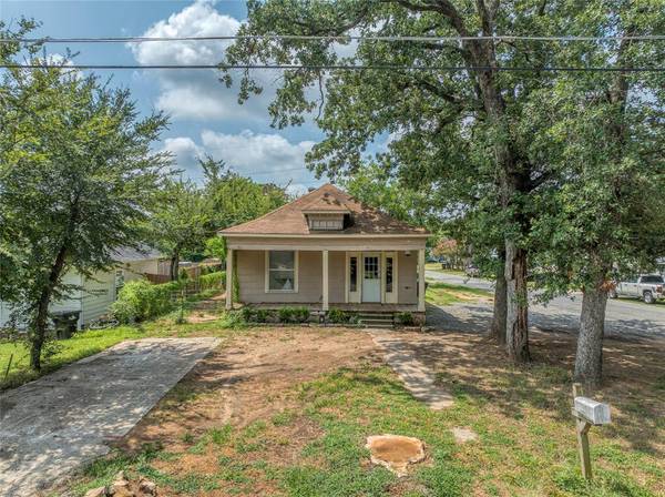 430 W Acheson Street, Denison, TX 75020