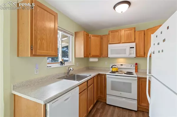 Colorado Springs, CO 80918,3811 Mesa Grande DR