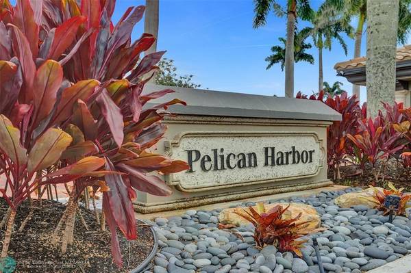 Delray Beach, FL 33483,95 Pelican Pointe Dr  #102