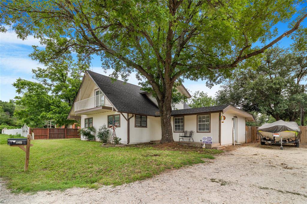 Granbury, TX 76049,1005 Whippoorwill Drive