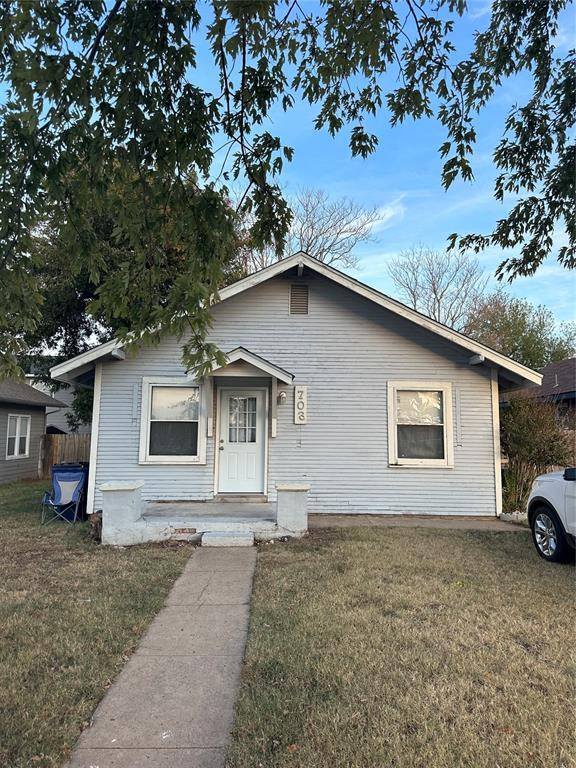 703 S Bickford Avenue, El Reno, OK 73036