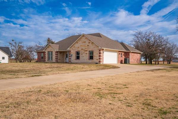 Sulphur Springs, TX 75482,115 W County Road 4822