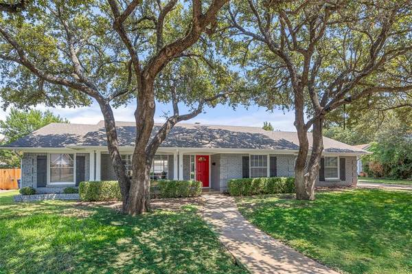 4308 Whitfield Avenue,  Fort Worth,  TX 76109