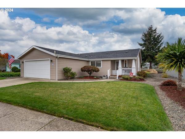 357 JACOB HALE WAY, Roseburg, OR 97471