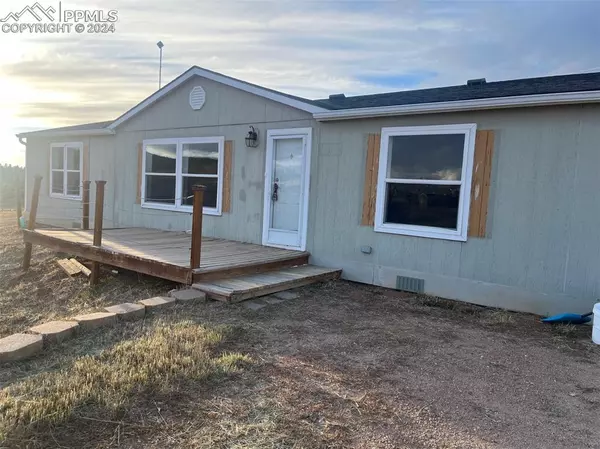 366 E Longbow DR, Divide, CO 80814