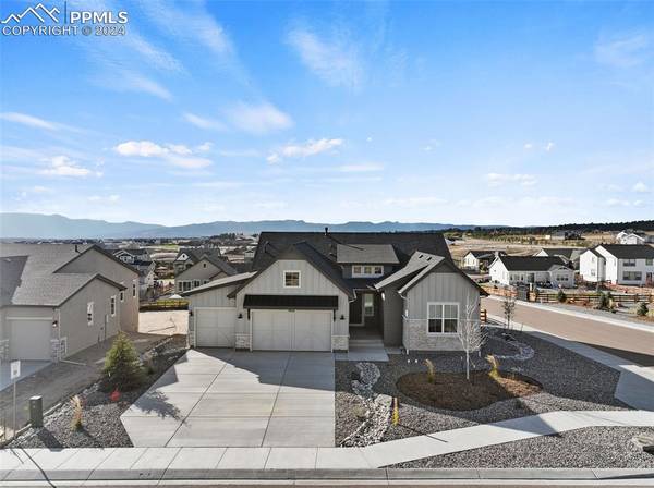 9868 Bison Valley TRL, Colorado Springs, CO 80908