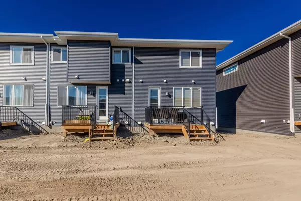 Airdrie, AB t4a3m9,1187 lanark BLVD SE