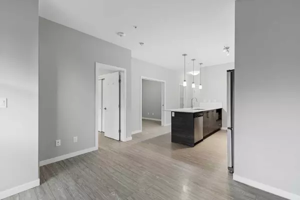 Calgary, AB T3M 3E1,2231 Mahogany BLVD SE #105