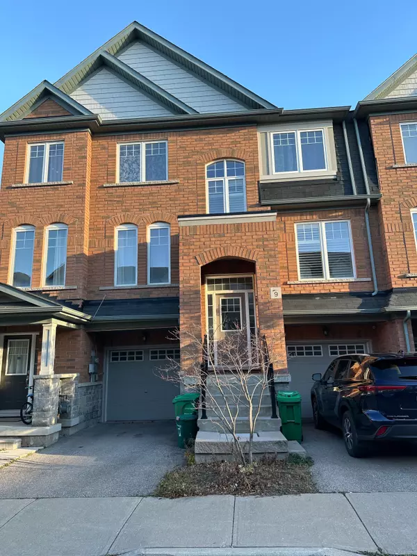 9 Magdalene CRES, Brampton, ON L6Z 0B4