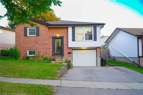 Kitchener, ON N2P 1P7,11 Wheatfield CRES