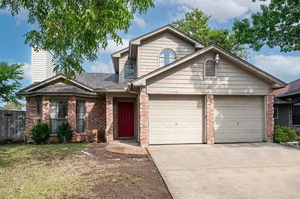 227 Rodeo Drive, Keller, TX 76248