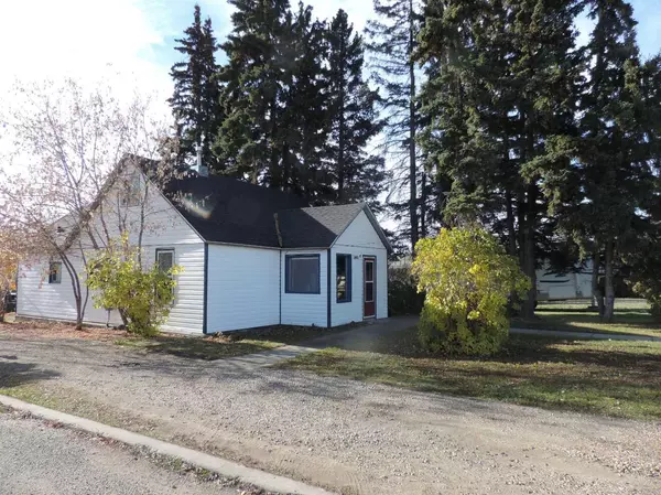 5021 49 AVE, Rimbey, AB T0C 2J0