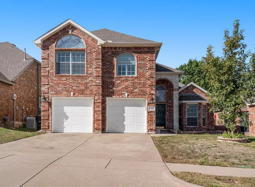 5005 Sailwind Drive, Fort Worth, TX 76135