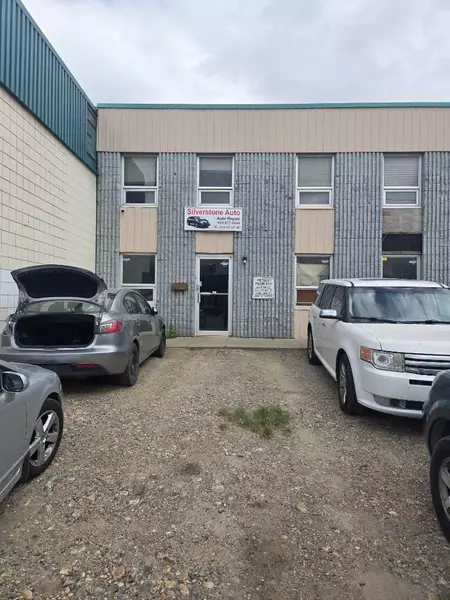 4616 6A ST Northeast #5, Calgary, AB T2E 4E5